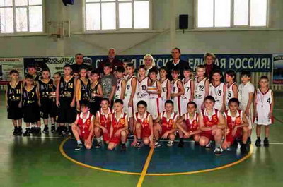Юные шумерлинские баскетболисты прошли «боевое крещение», приняв участие в открытом первенстве
